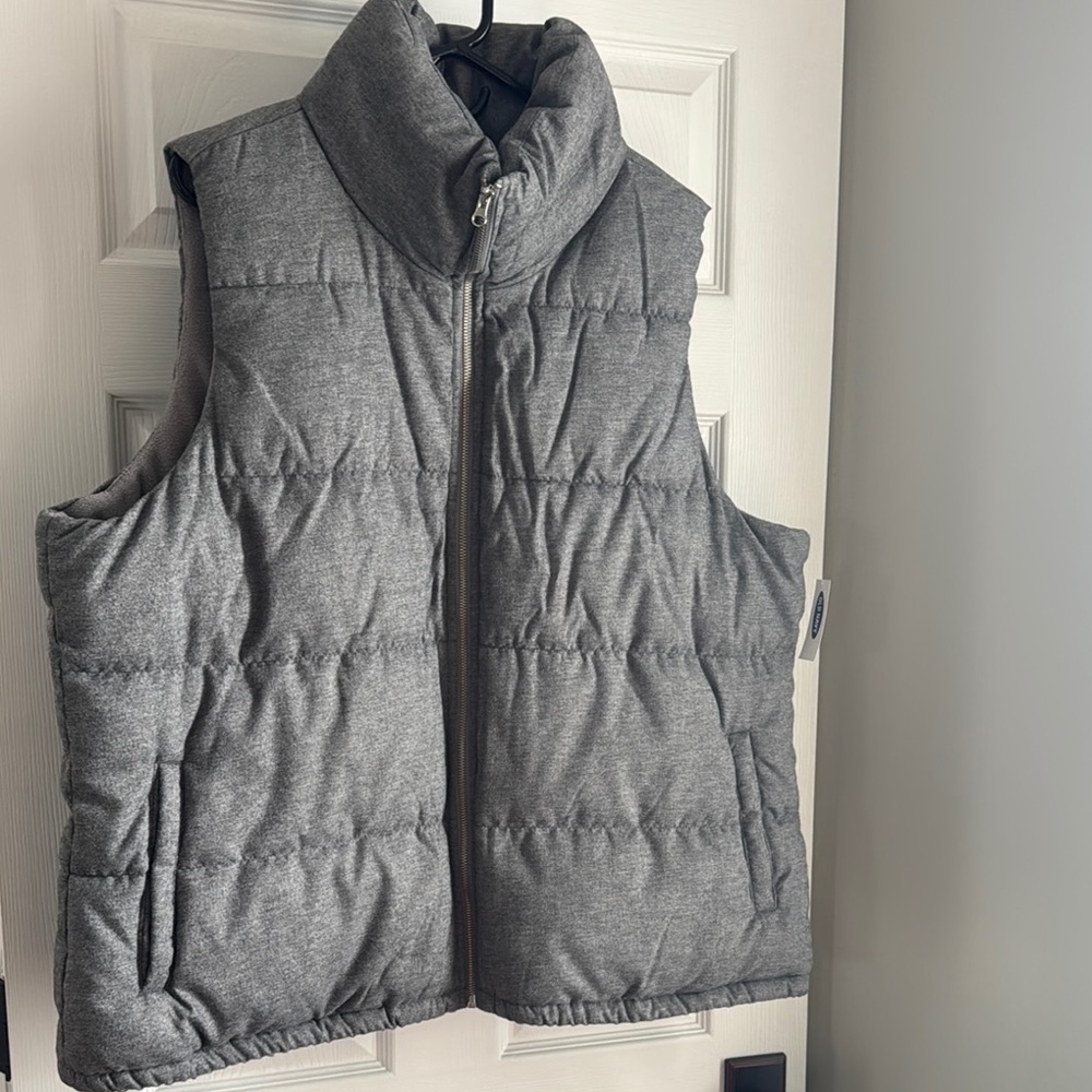 Old Navy Quilted Puffer Vest